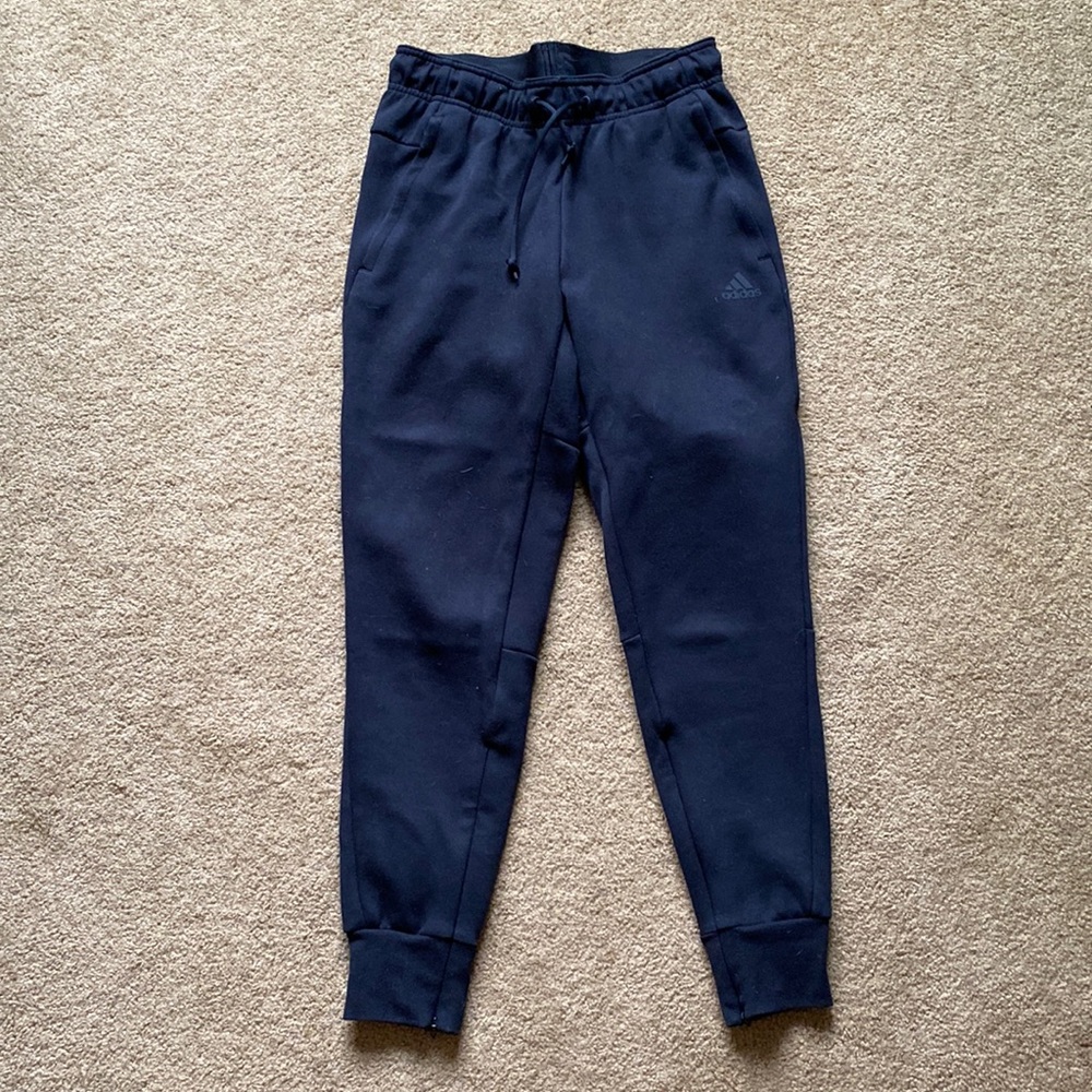 Women’s adidas jogger sweatpants